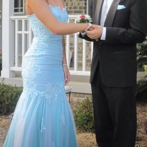 Prom dress - mermaid style. Size 2.